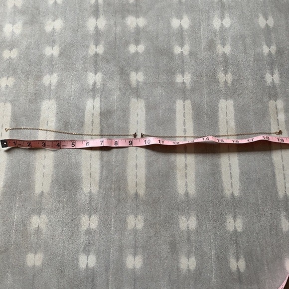 Horseshoe Necklace - Picture 3 of 3